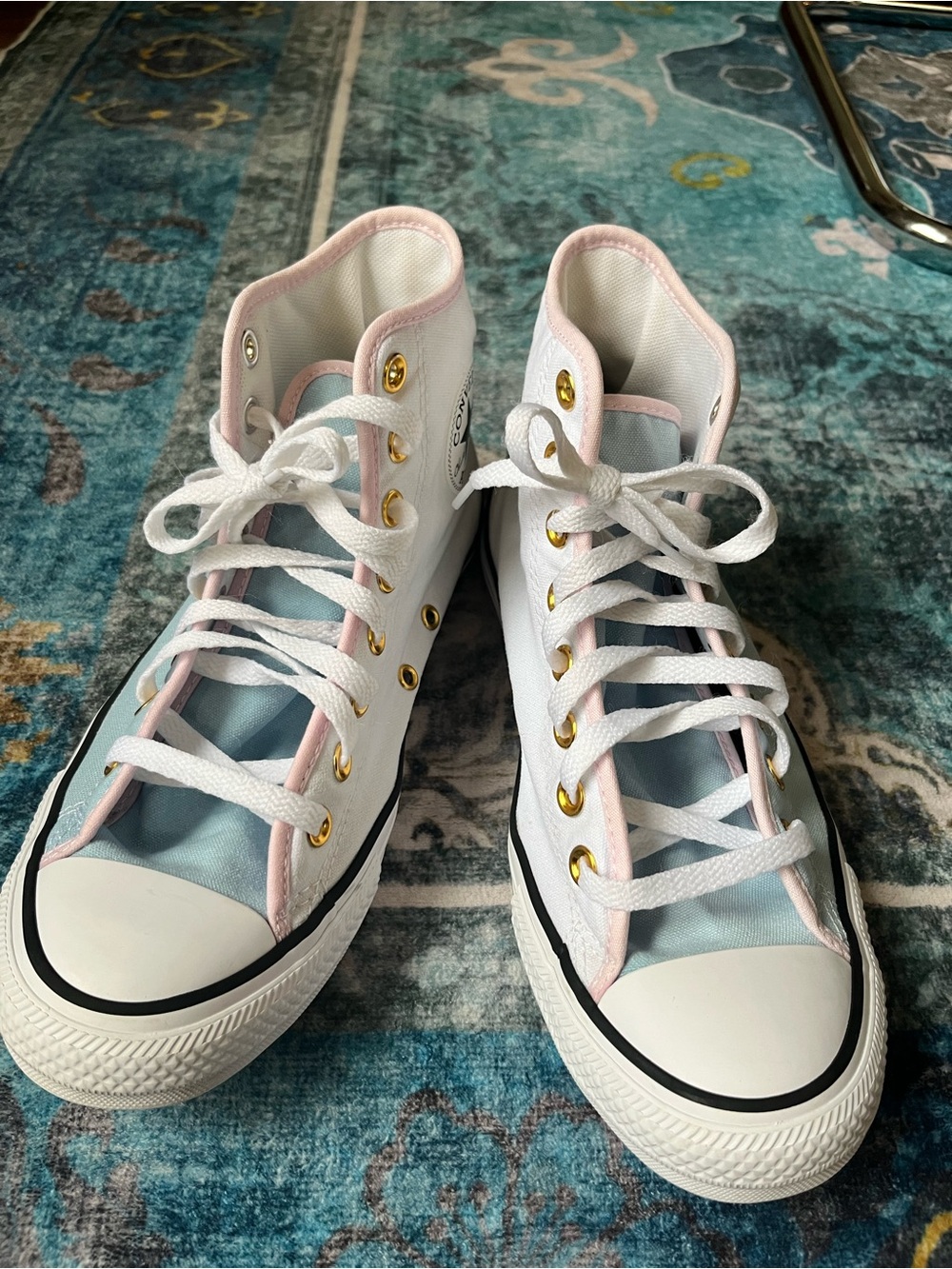 Converse High Top Sneakers in White & Light Blue